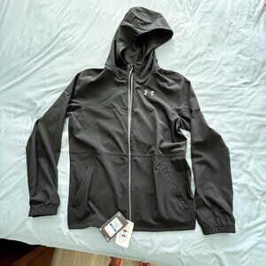 New Boys Size YXL Under Armour Black Rival Woven Jacket NWT Lightweight Hooded